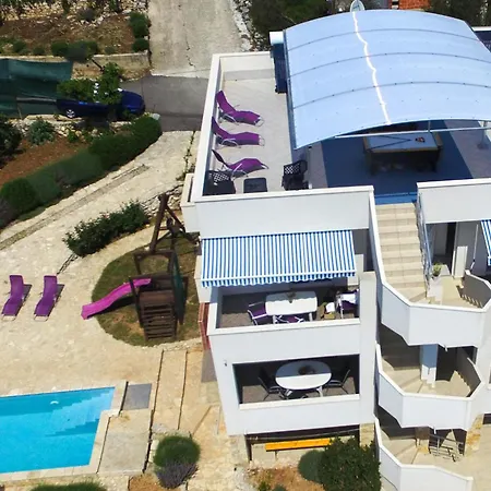 In Rogoznica * Rogoznica (Sibenik-Knin)