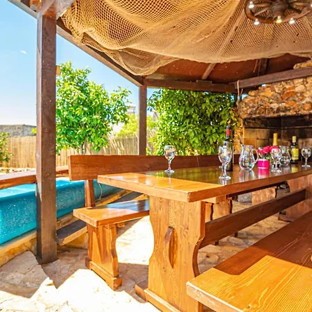 In Rogoznica Tatil Evi