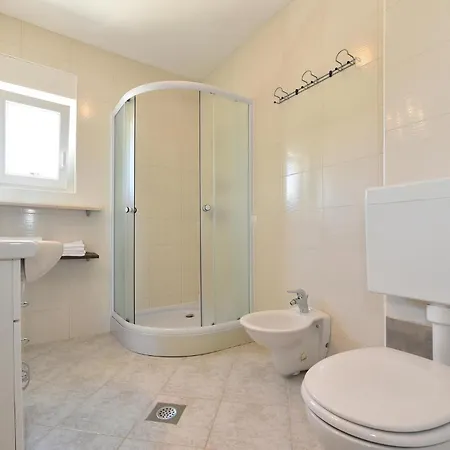 Casa de Férias In Rogoznica Rogoznica (Sibenik-Knin)